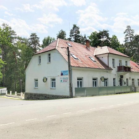 Hotel Penzion Zelený Háj Merklín Exterior foto